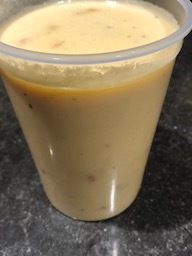 Tom Kha Kai (licht pittige soep) (halve liter)