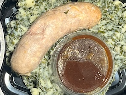 Stamppot Boerenkool met een saucijs 